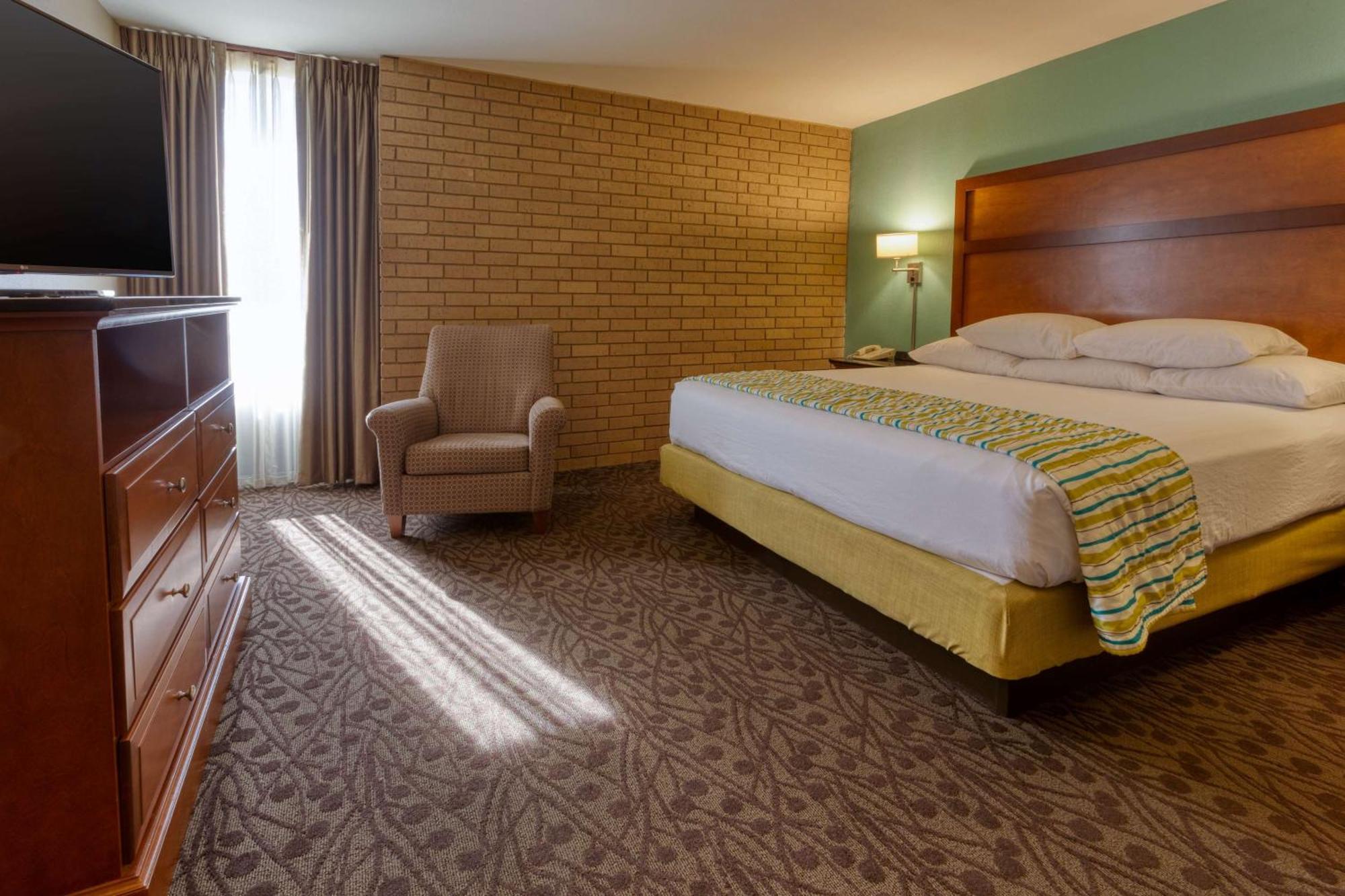 Drury Inn & Suites Atlanta 모로우 외부 사진